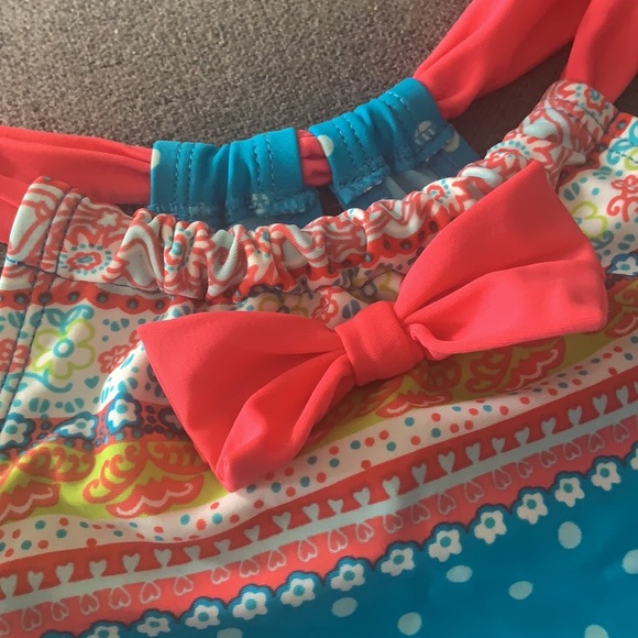 Girls Swimsuit - Picture 3 of 4